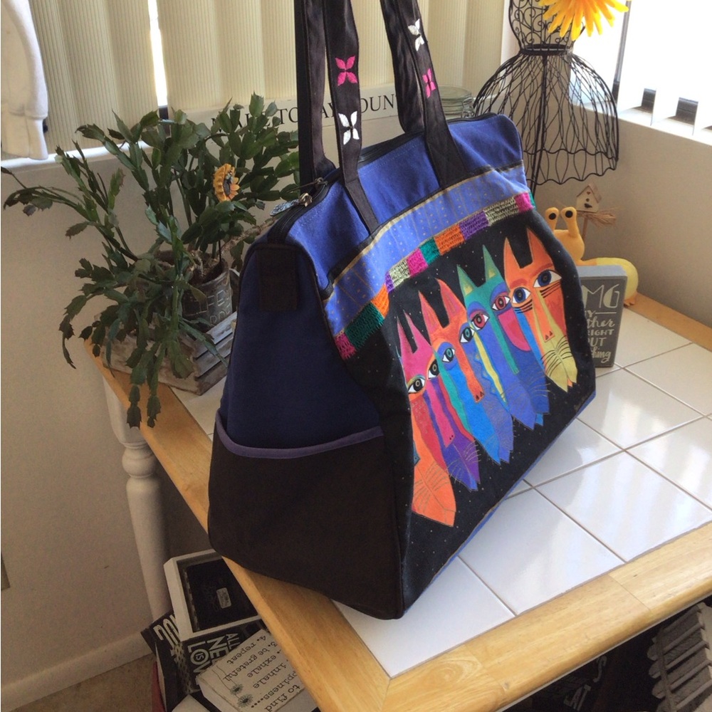 ‘Laurel Burch’ Colorful Feline Friends Canvas Tote - Picture 3 of 8